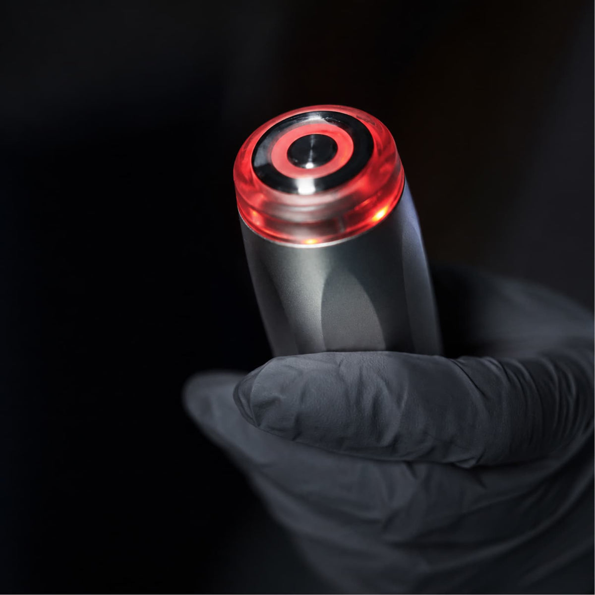 Zemits DermeLuxx Ultra — red light therapy tip